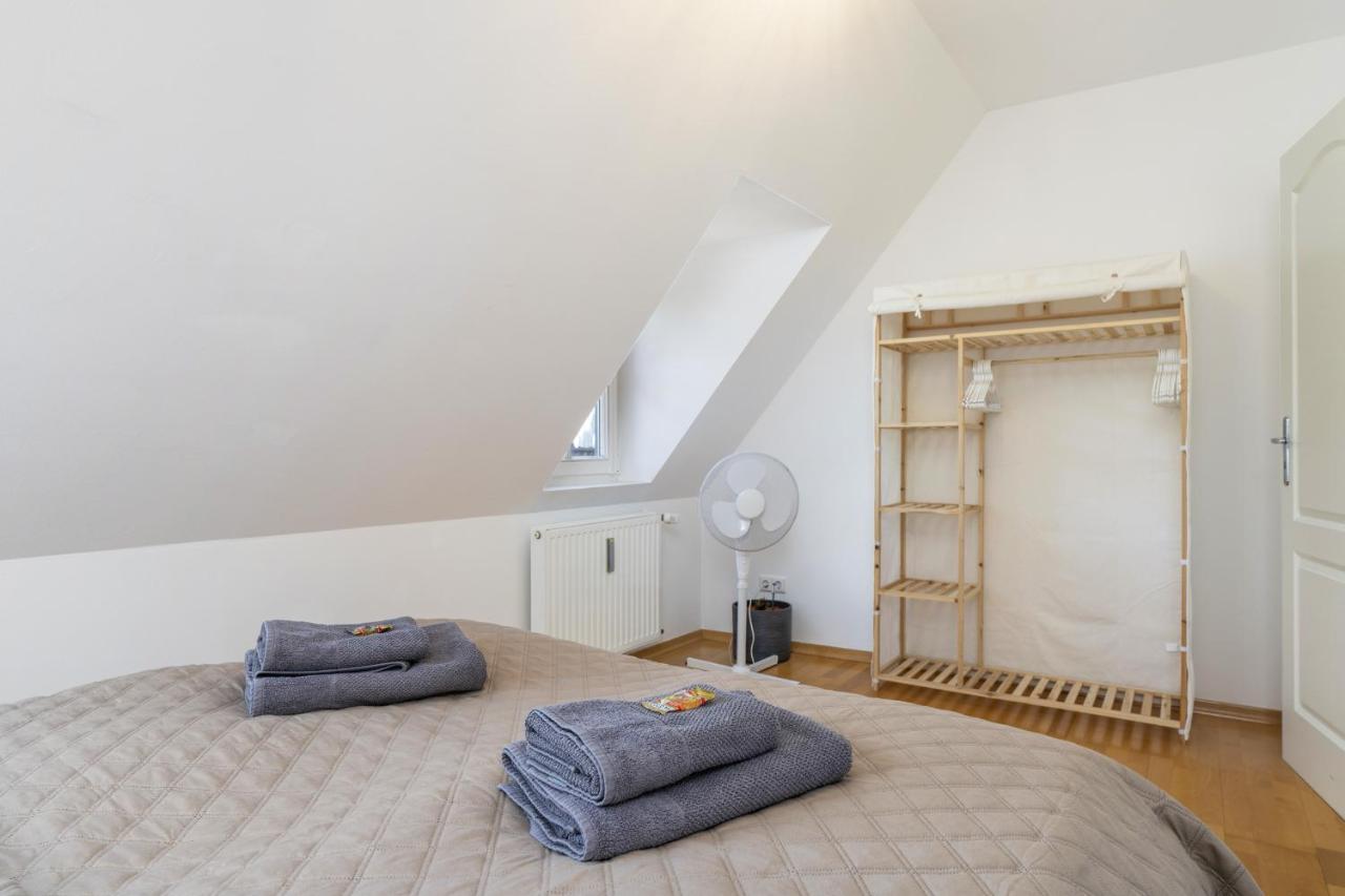 Free Living - Buddha Design, Natur, Parkplatz, Washer Wolfsburg Exterior foto